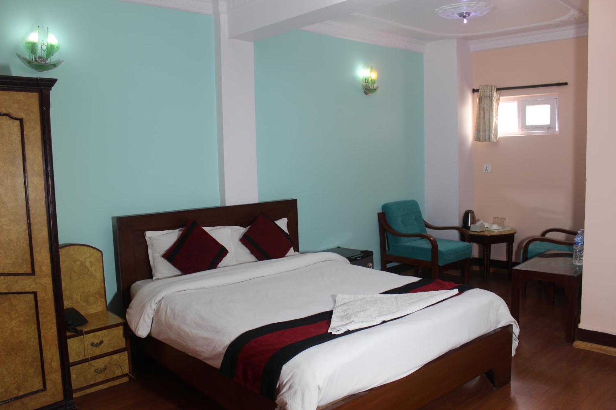Hotel Happy Home Or Mudkhu Durbar Kathmandu Bagian luar foto