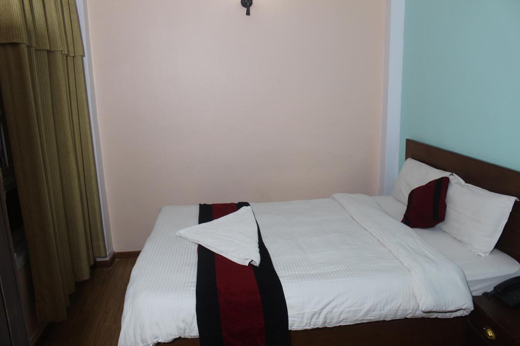 Hotel Happy Home Or Mudkhu Durbar Kathmandu Bagian luar foto