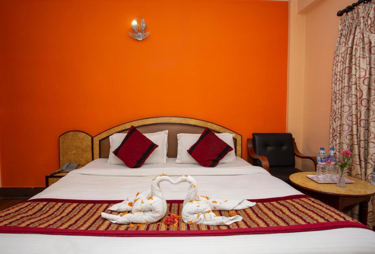Hotel Happy Home Or Mudkhu Durbar Kathmandu Bagian luar foto
