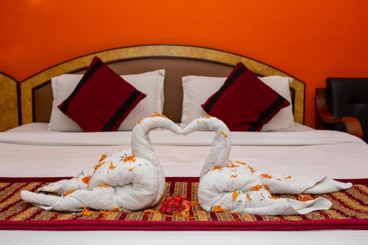 Hotel Happy Home Or Mudkhu Durbar Kathmandu Bagian luar foto